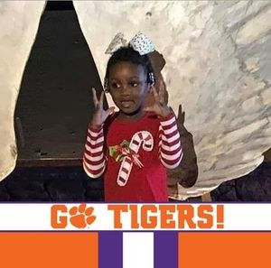 Meet your Posher, Rita